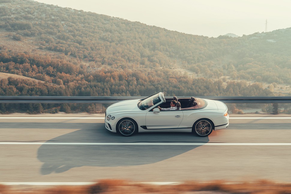Bentley Continental GT III Convertible 4 0 V8 550 Hp AWD Automatic